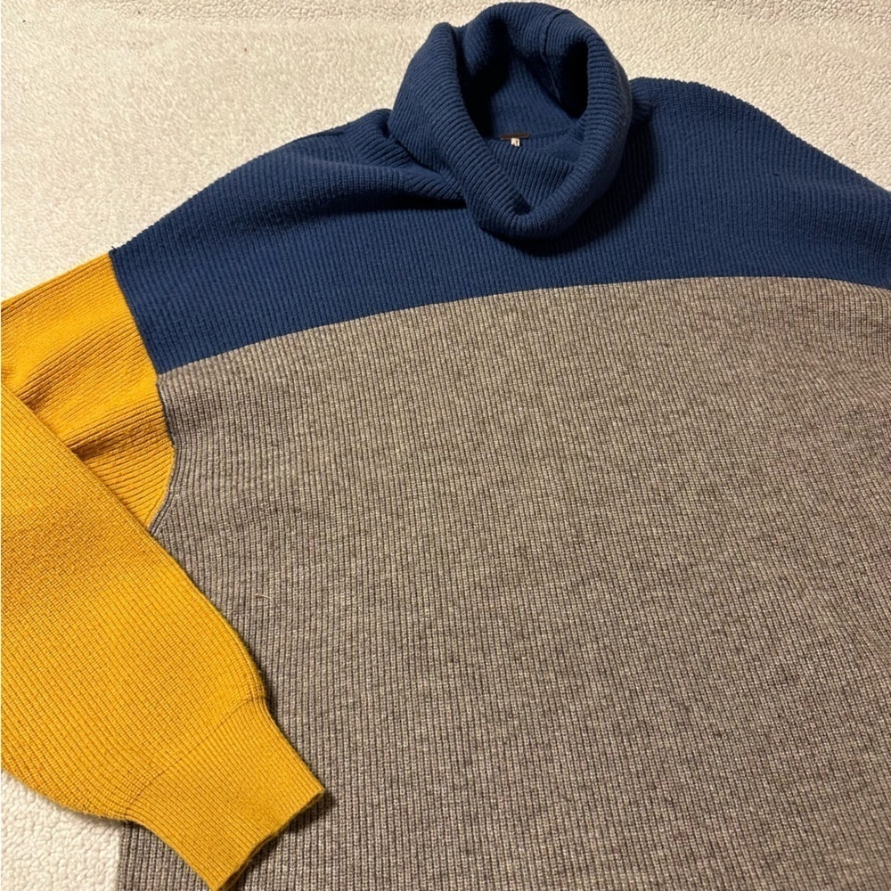 Free People Softly Structured Color Block Sweater… - image 8